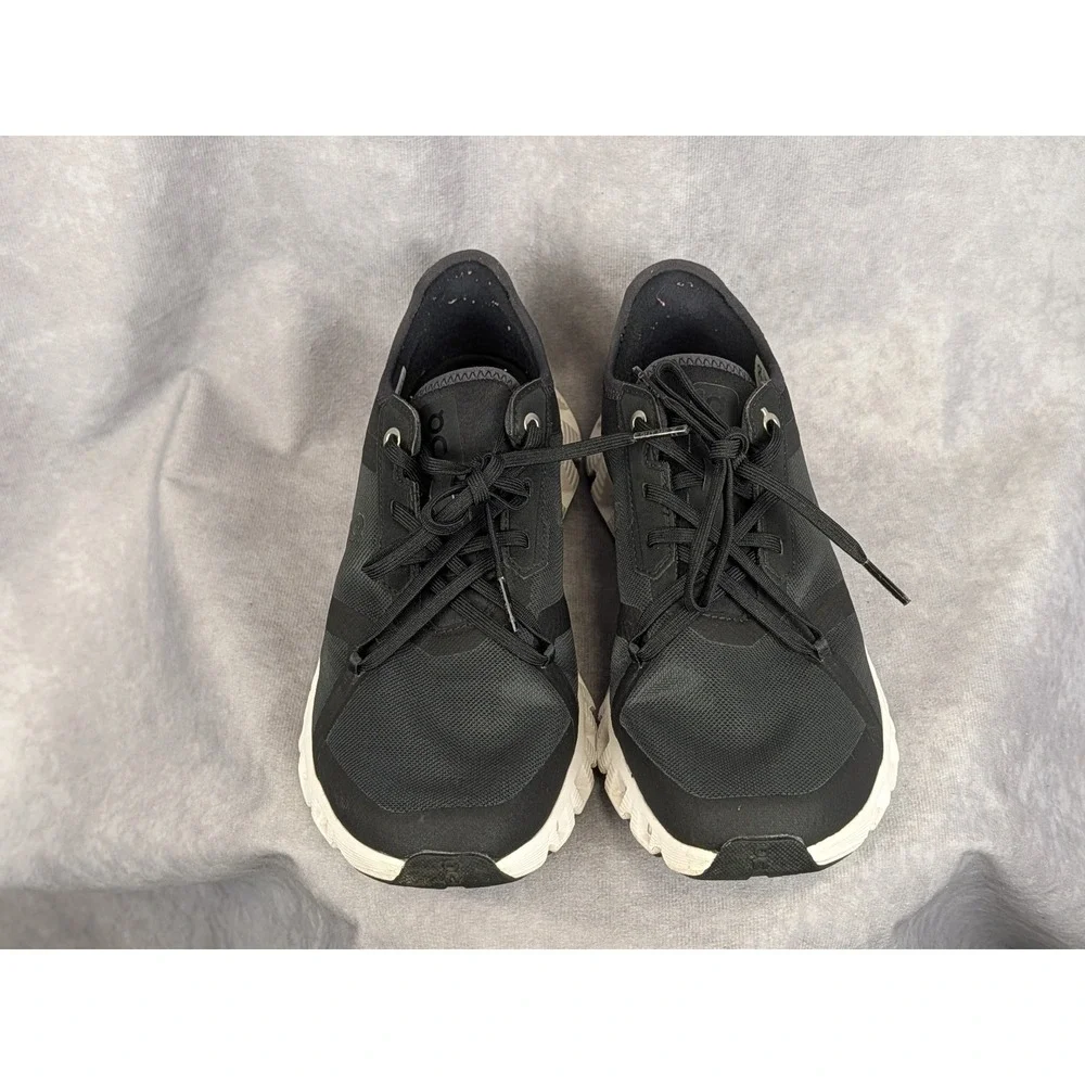 On Cloud X Womens Running Shoes Black White‎ 3WD30300299 Size 8.5
